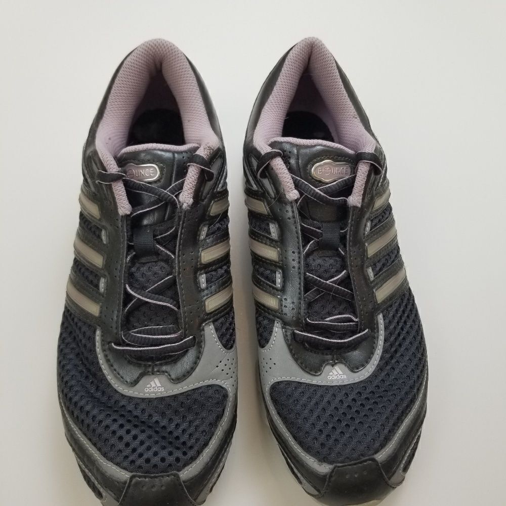 Adidas bounce sneakers w/ cushion pocket souls